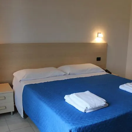 Bilo In Residence Con Piscina A Otranto * أليميني