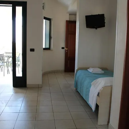 Bilo In Residence Con Piscina A Otranto
